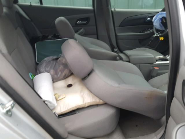 1G11A5SA5DF315487 - 2013 CHEVROLET MALIBU LS 银色 照片 6