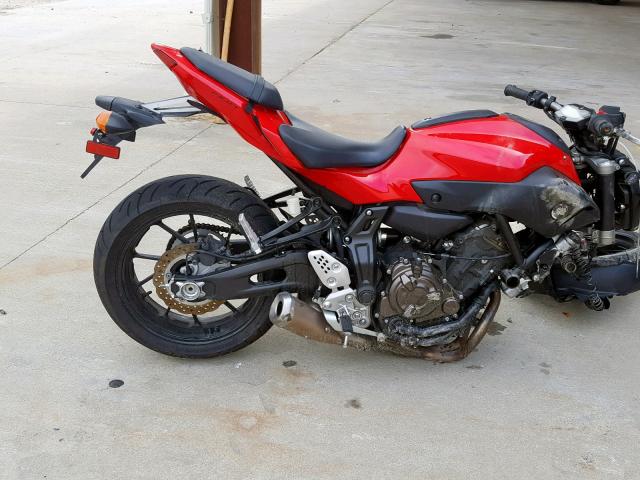 JYARM20EXHA000270 - 2017 YAMAHA FZ07A RED photo 6