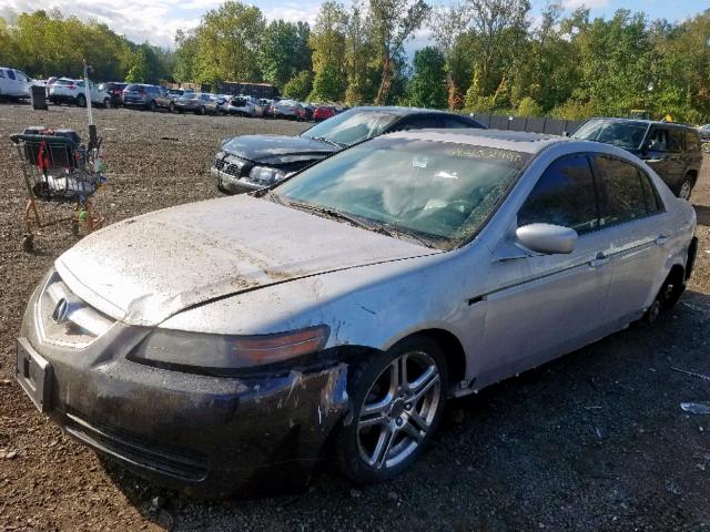 19UUA66226A034701 - 2006 ACURA 3.2TL SILVER photo 2