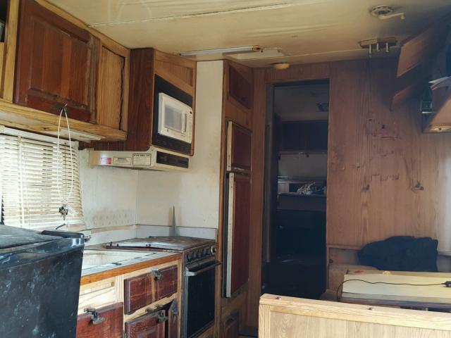 1UJCJ02N6K1HG0111 - 1989 JAYCO MOTORHOME WHITE photo 5