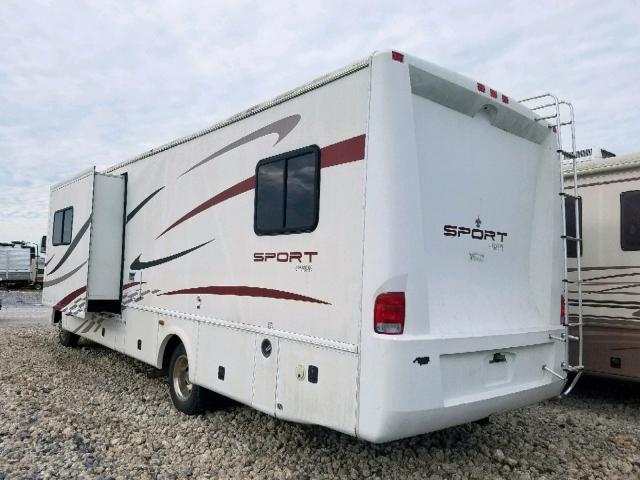 5B4LPE7G193435782 - 2009 WORKHORSE CUSTOM CHASSIS MOTORHOME WHITE photo 3