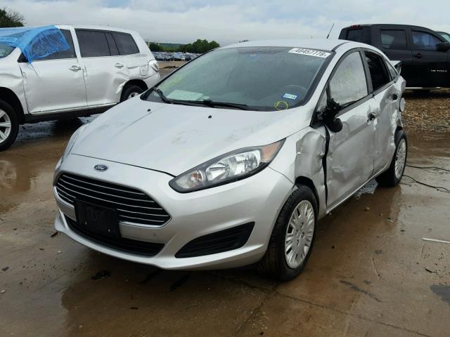 3FADP4AJ2GM208101 - 2016 FORD FIESTA S SILVER photo 2