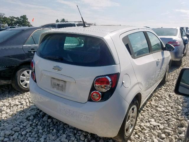 1G1JA6SH9C4107822 - 2012 CHEVROLET SONIC LS WHITE photo 4