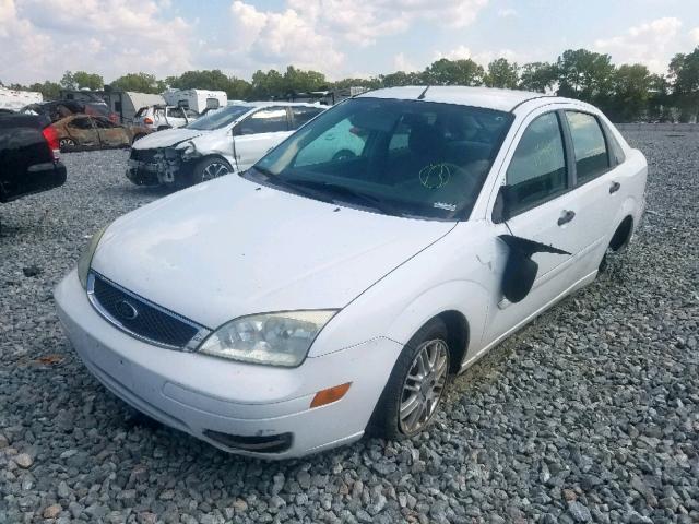 1FAFP34N27W251483 - 2007 FORD FOCUS ZX4 WHITE photo 2