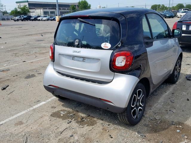 WMEFJ5DA7GK076533 - 2016 SMART FORTWO SILVER photo 4