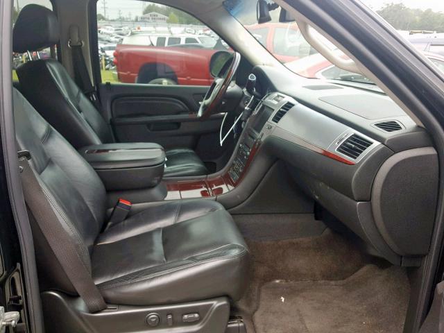 1GYUKJEF6AR279539 - 2010 CADILLAC ESCALADE E BLACK photo 5