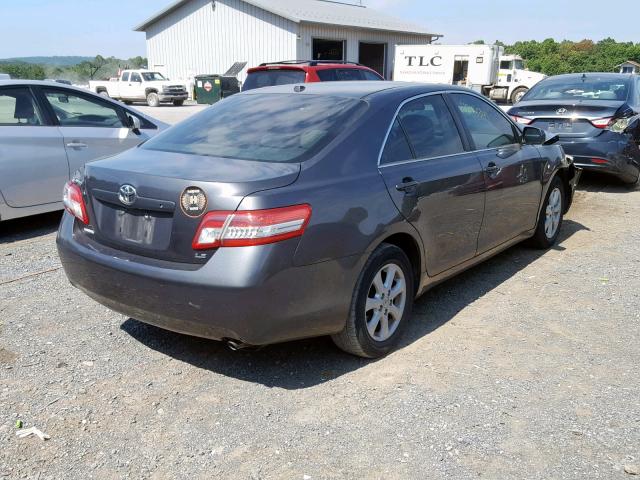 4T1BF3EK0BU758852 - 2011 TOYOTA CAMRY BASE GRAY photo 4