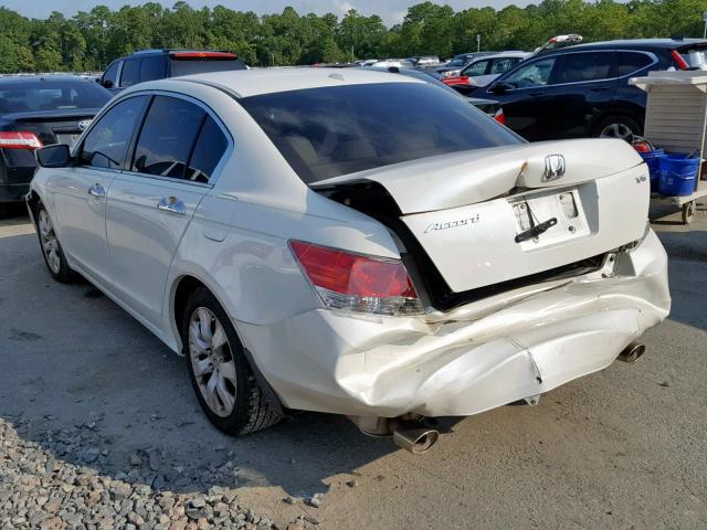 1HGCP3F85AA022841 - 2010 HONDA ACCORD EXL WHITE photo 3