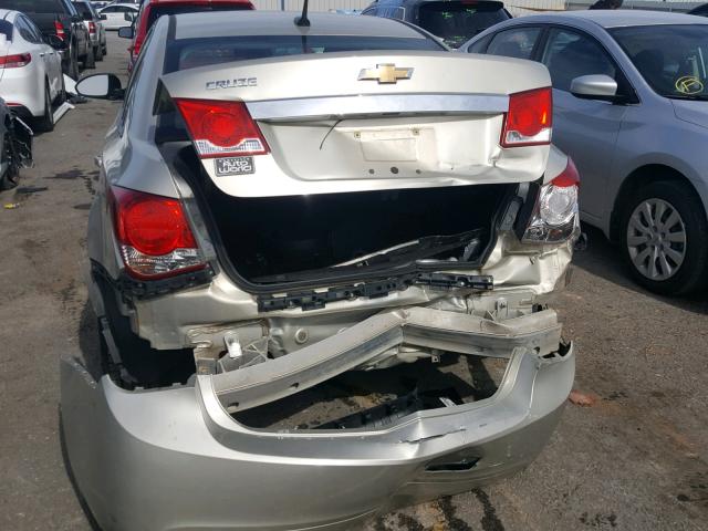 1G1PA5SH5E7124624 - 2014 CHEVROLET CRUZE LS SILVER photo 9