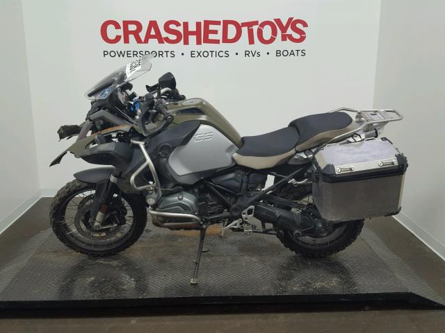 WB10A120XEZ095389 - 2014 BMW R1200 GS A GREEN photo 3