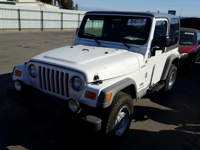 1J4FA49S75P316880 - 2005 JEEP WRANGLER / WHITE photo 2