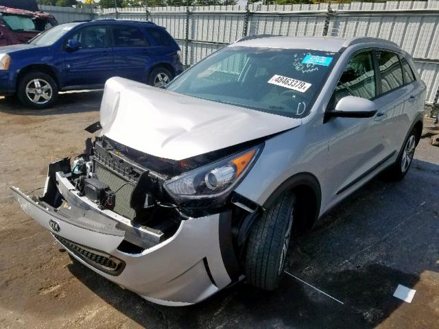 KNDCB3LC6K5217010 - 2019 KIA NIRO FE SILVER photo 2