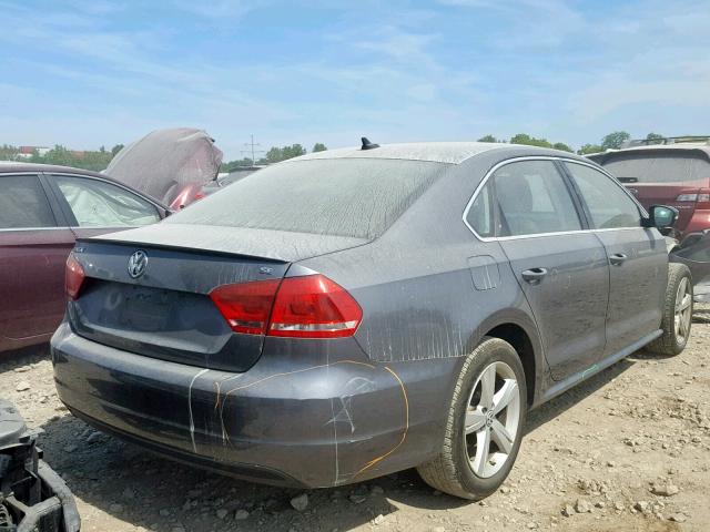 1VWBP7A3XDC079829 - 2013 VOLKSWAGEN PASSAT SE GRAY photo 4