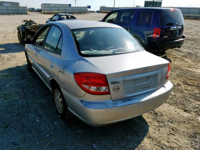 KNADC125846297509 - 2004 KIA RIO SILVER photo 3