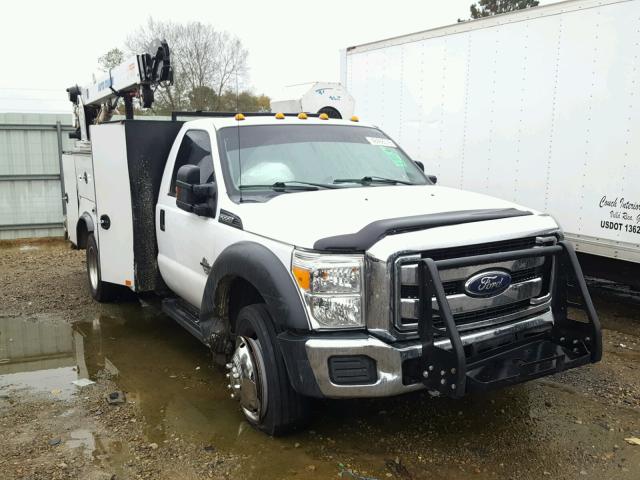 1FDUF5GT6GEC75491 - 2016 FORD F550 SUPER WHITE photo 1