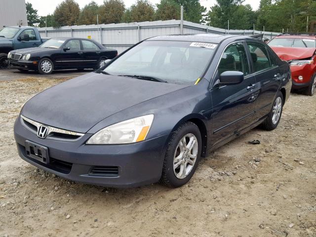 1HGCM567X7A119263 - 2007 HONDA ACCORD EX GRAY photo 2