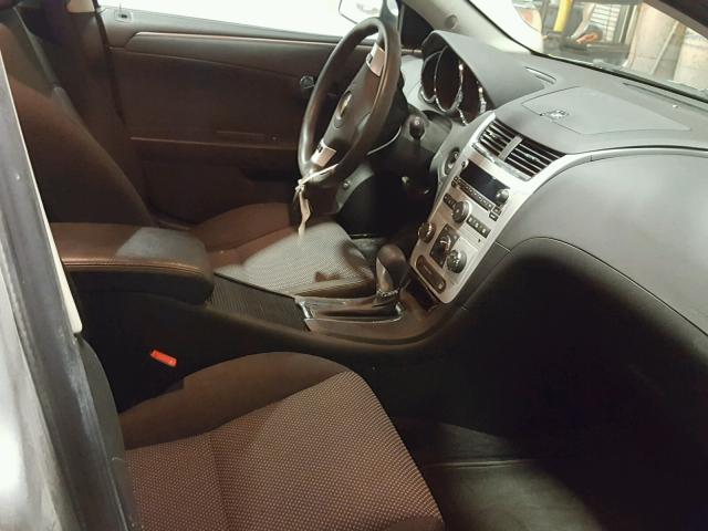 1G1ZC5EB1AF112867 - 2010 CHEVROLET MALIBU 1LT SILVER photo 5