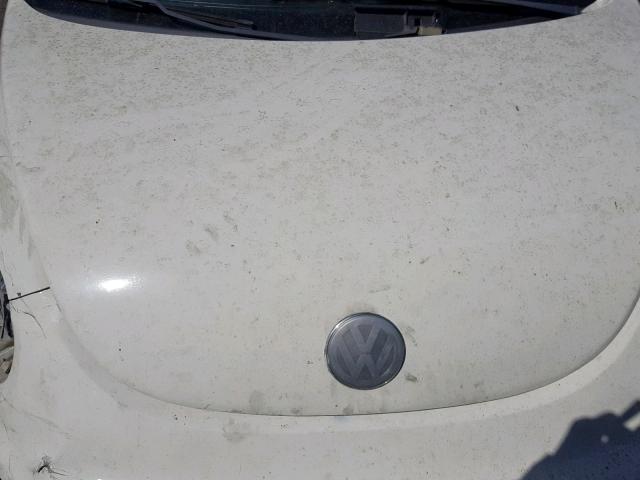 3VWBK21C43M408524 - 2003 VOLKSWAGEN NEW BEETLE 白色 照片 7