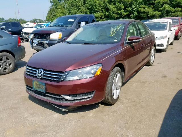 1VWBH7A31CC109425 - 2012 VOLKSWAGEN PASSAT SE RED photo 2