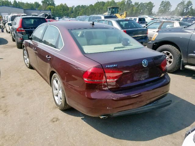 1VWBH7A31CC109425 - 2012 VOLKSWAGEN PASSAT SE RED photo 3