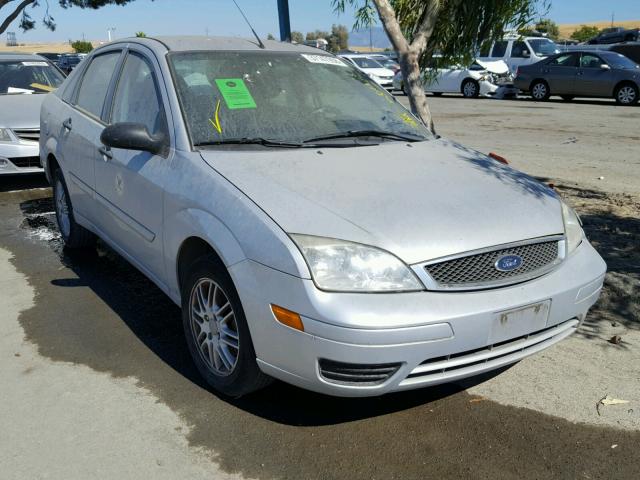 1FAFP34N37W251623 - 2007 FORD FOCUS ZX4 SILVER photo 1