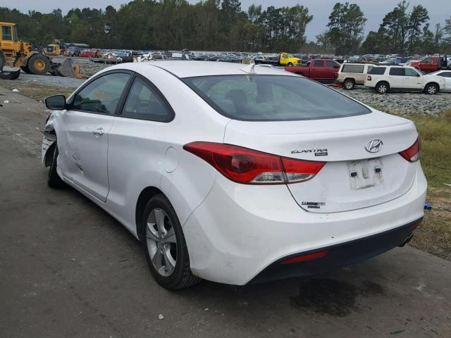 KMHDH6AE5DU002375 - 2013 HYUNDAI ELANTRA CO WHITE photo 3