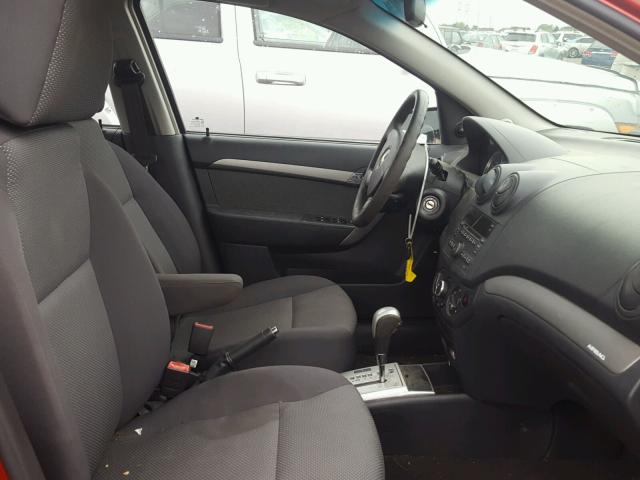 KL1TD56EX9B378045 - 2009 CHEVROLET AVEO LS RED photo 5