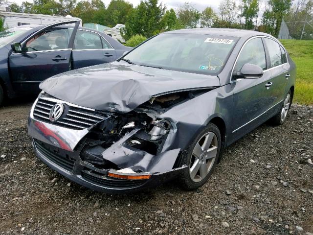 WVWAK73C08P055614 - 2008 VOLKSWAGEN PASSAT KOM GRAY photo 2