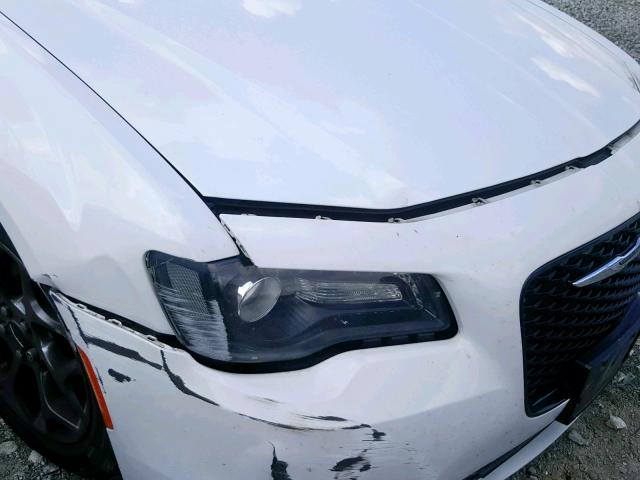 2C3CCAGGXFH746817 - 2015 CHRYSLER 300 S WHITE photo 9