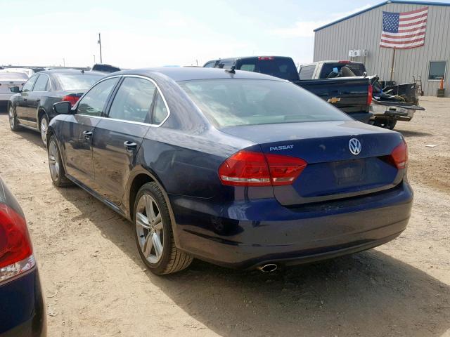 1VWBH7A38EC009017 - 2014 VOLKSWAGEN PASSAT SE BLUE photo 3