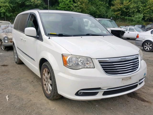 2A4RR8DG6BR641806 - 2011 CHRYSLER TOWN & COU WHITE photo 1