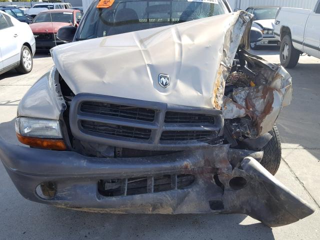 1D7GL12KX4S568220 - 2004 DODGE DAKOTA SXT TAN photo 7