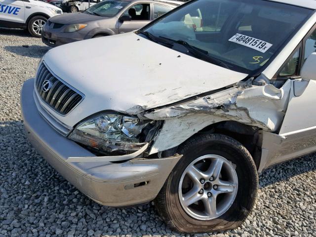 JTJGF10U130161853 - 2003 LEXUS RX 300 WHITE photo 9