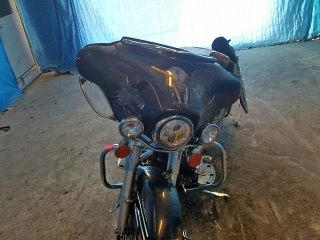 1HD1FC4117Y683540 - 2007 HARLEY-DAVIDSON FLHTCUI GRAY photo 9