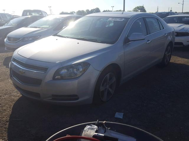 1G1ZC5E0XCF161065 - 2012 CHEVROLET MALIBU 1LT SILVER photo 2
