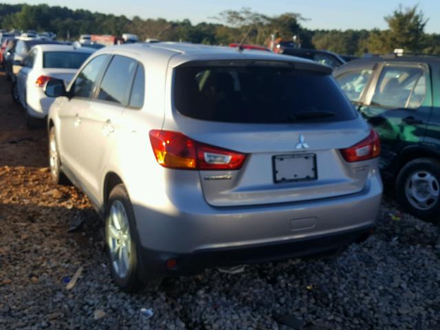 4A4AP3AU9EE013576 - 2014 MITSUBISHI OUTLANDER SILVER photo 3