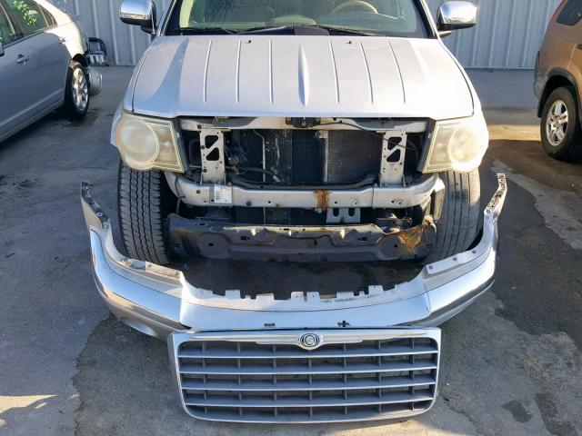 1A8HX58PX7F528710 - 2007 CHRYSLER ASPEN LIMI SILVER photo 9