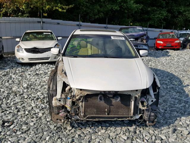 1HGCP3F89BA027302 - 2011 HONDA ACCORD EXL WHITE photo 9