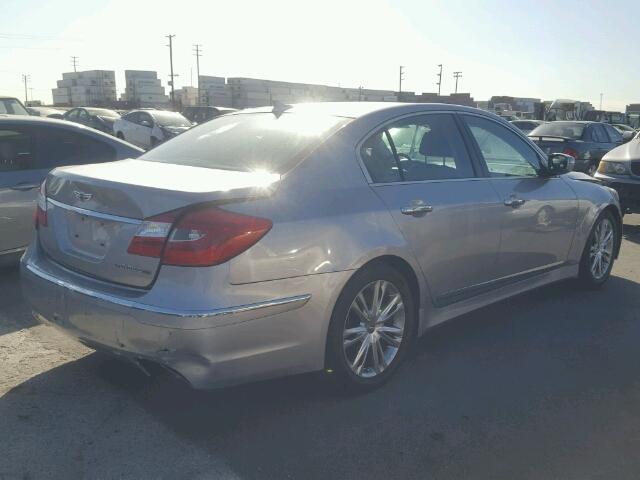 KMHGC4DF2CU174589 - 2012 HYUNDAI GENESIS 4. SILVER photo 4