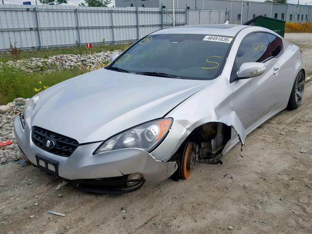 KMHHU6KHXAU006407 - 2010 HYUNDAI GENESIS CO SILVER photo 2