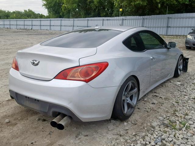 KMHHU6KHXAU006407 - 2010 HYUNDAI GENESIS CO SILVER photo 4