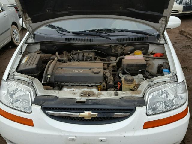 KL1TJ62634B182972 - 2004 CHEVROLET AVEO LS WHITE photo 7