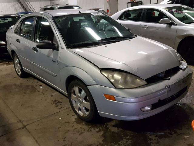 1FAFP38372W349877 - 2002 FORD FOCUS ZTS SILVER photo 1