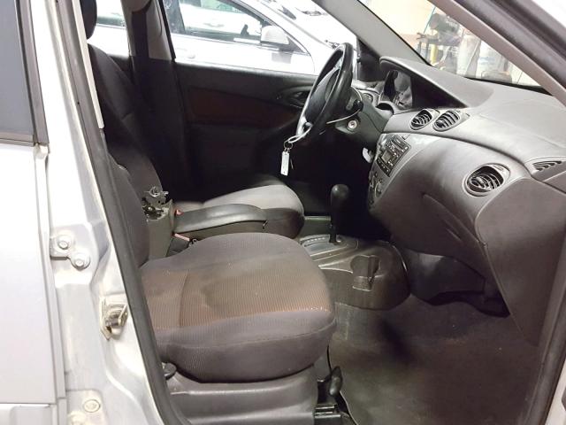 1FAFP38372W349877 - 2002 FORD FOCUS ZTS SILVER photo 5
