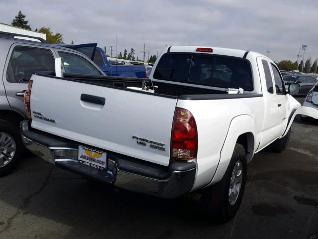 5TETU62N06Z149062 - 2006 TOYOTA TACOMA PRE WHITE photo 4