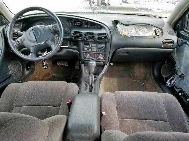1G2WP52K12F263023 - 2002 PONTIAC GRAND PRIX BLUE photo 9