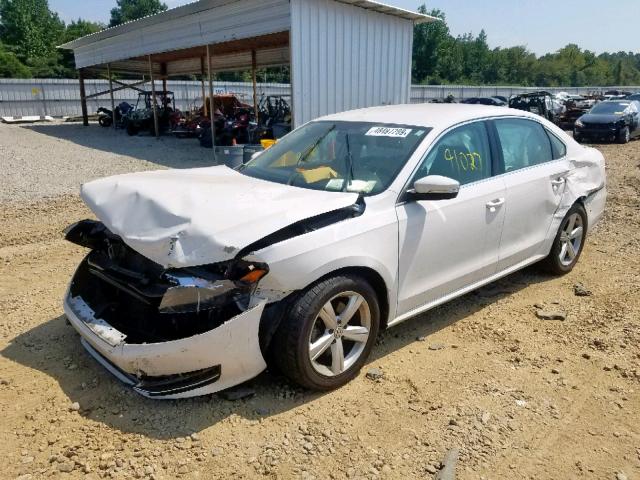 1VWBT7A30EC101043 - 2014 VOLKSWAGEN PASSAT SE WHITE photo 2