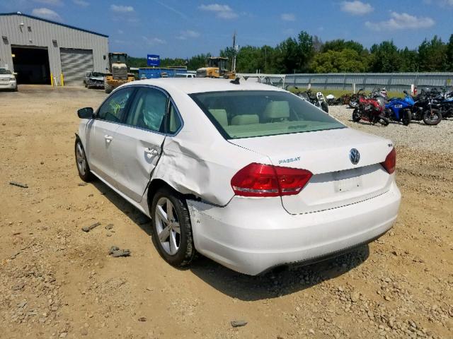 1VWBT7A30EC101043 - 2014 VOLKSWAGEN PASSAT SE WHITE photo 3