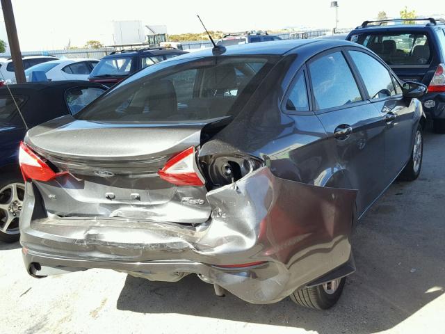 3FADP4BJ8GM154883 - 2016 FORD FIESTA SE GRAY photo 4