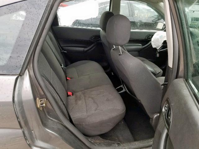 3FAFP37N15R116300 - 2005 FORD FOCUS ZX5 GRAY photo 6